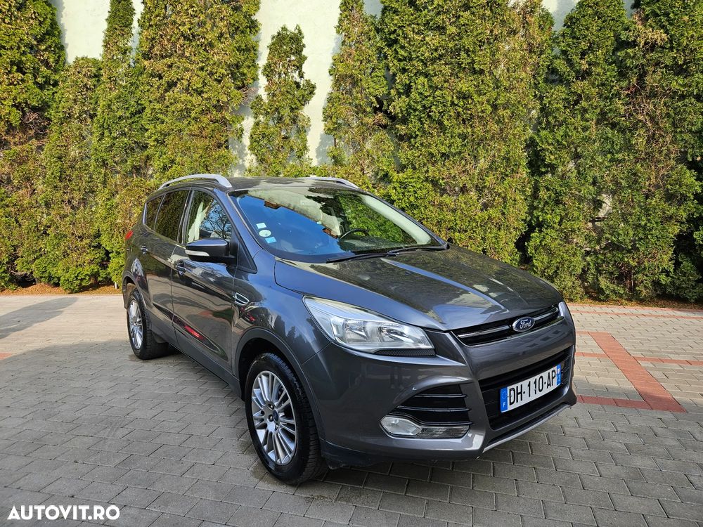 Ford Kuga - 2