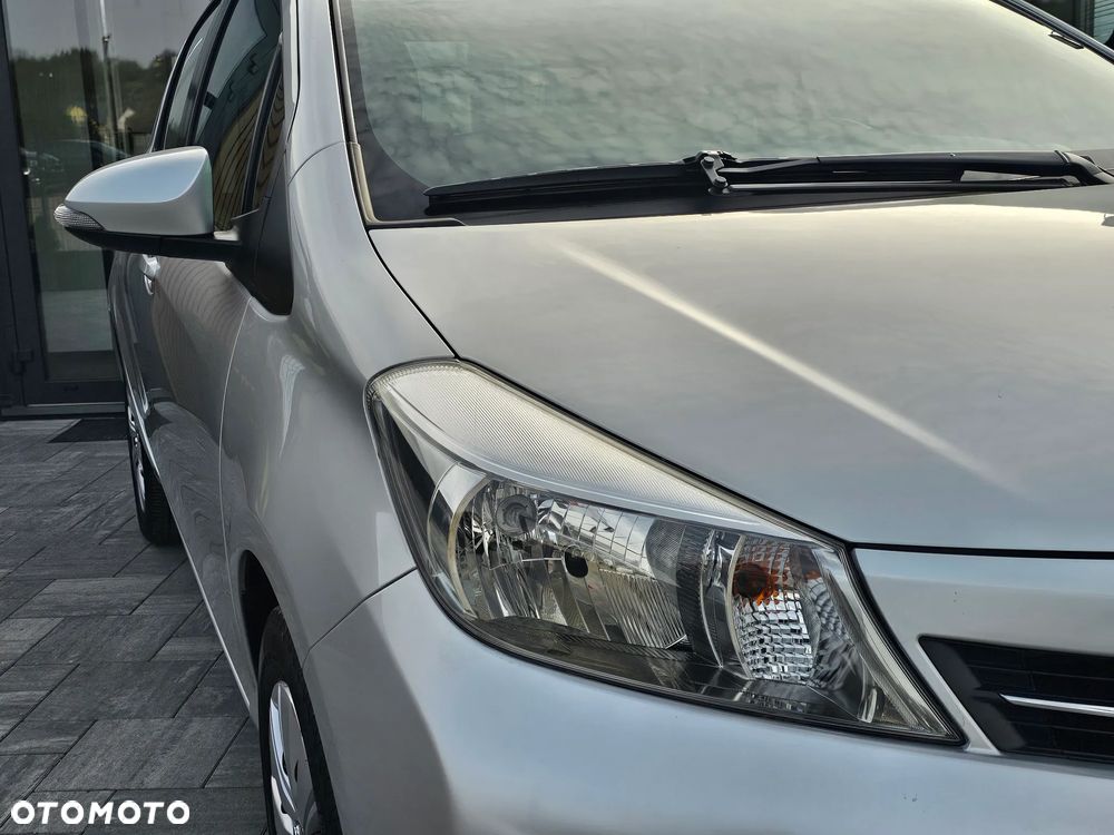 Toyota Yaris 1.33 Prestige - 25