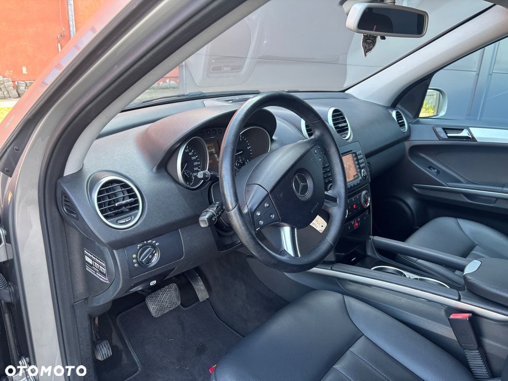 Mercedes-Benz ML 300 CDI 4-Matic - 21