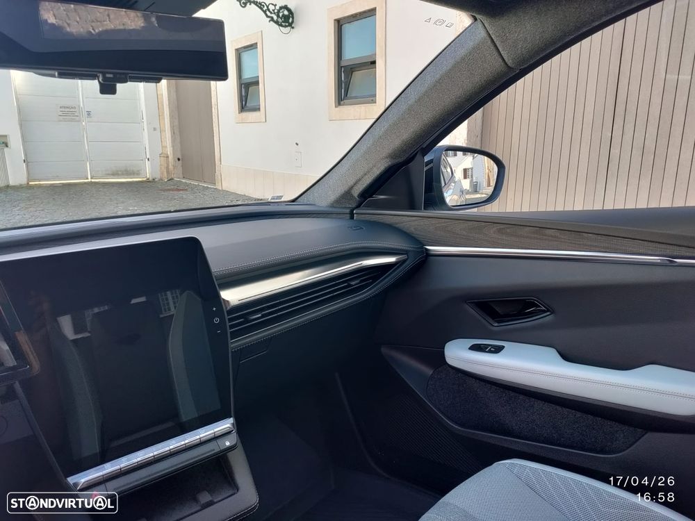 Renault Scénic E-Tech 220 Long Range Iconic - 12