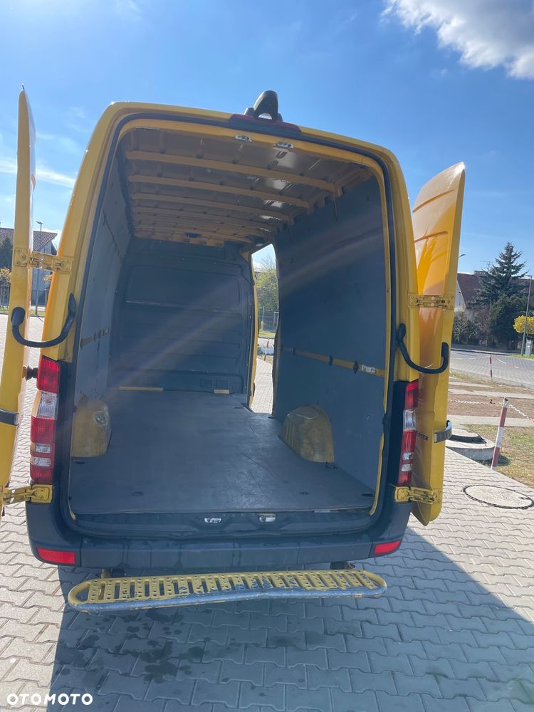 Mercedes-Benz SPRINTER - 8