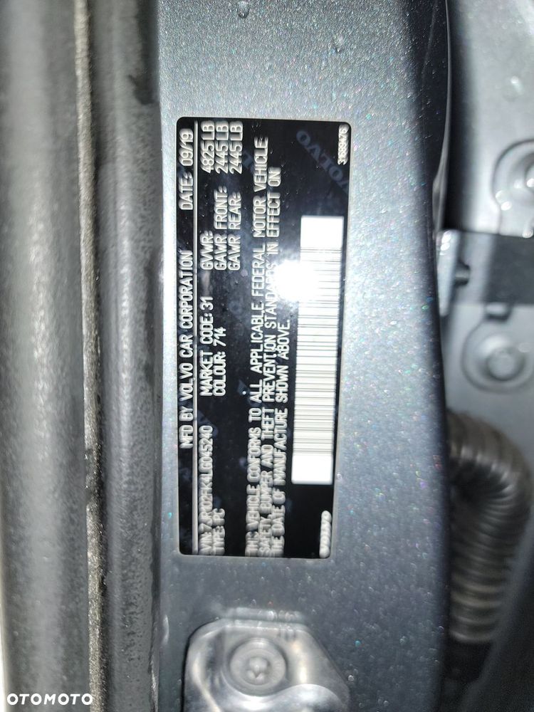 Volvo S60 T5 AWD Momentum Pro - 14