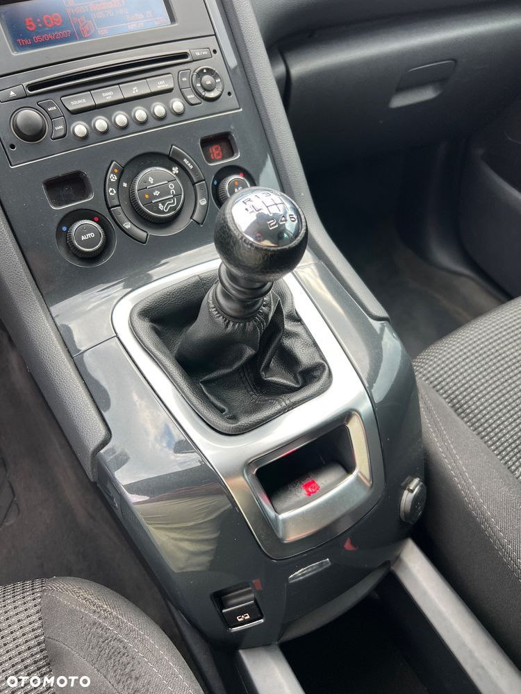 Peugeot 5008 - 13