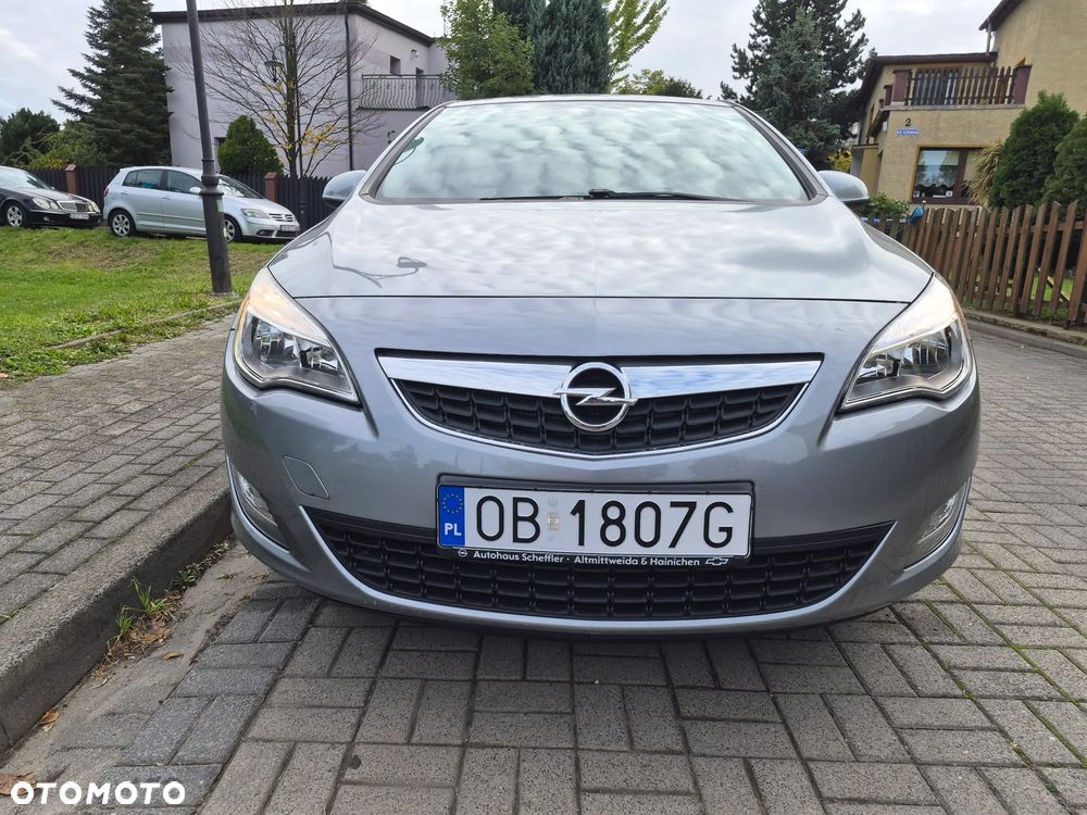 Opel Astra - 1