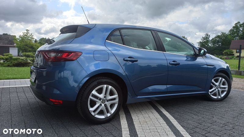 Renault Megane ENERGY TCe 100 PLAY - 36
