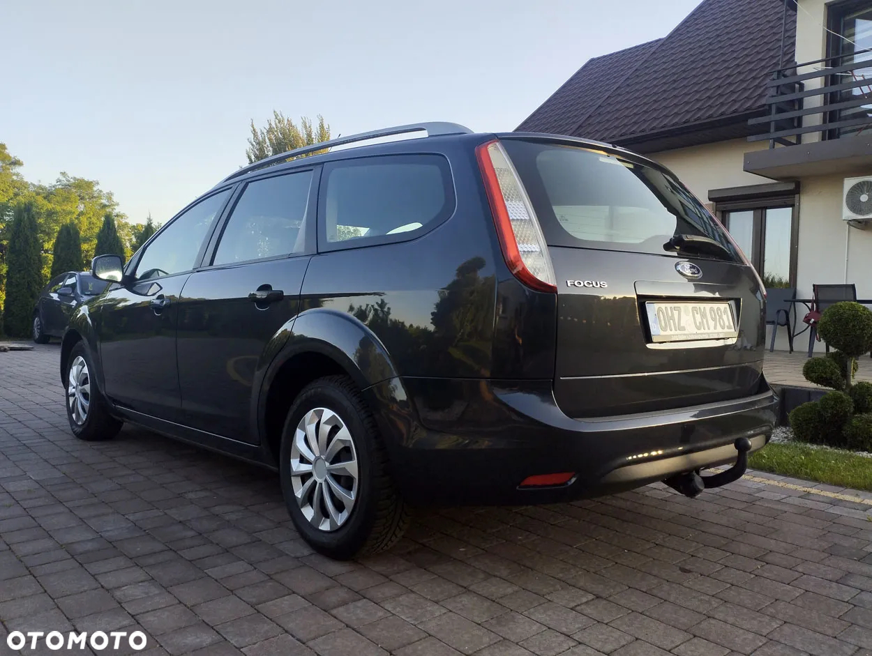 Ford Focus 1.6 16V Trend - 6