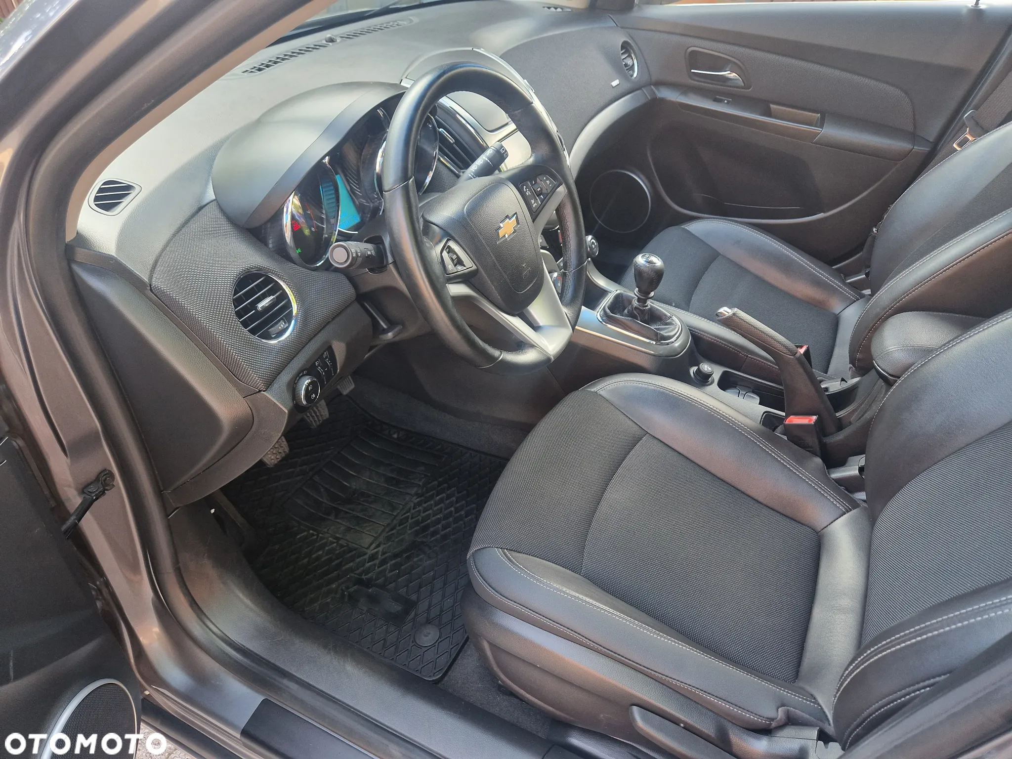 Chevrolet Cruze 1.4T LTZ+ - 27