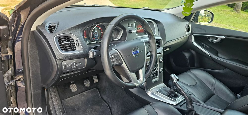 Volvo V40 - 15