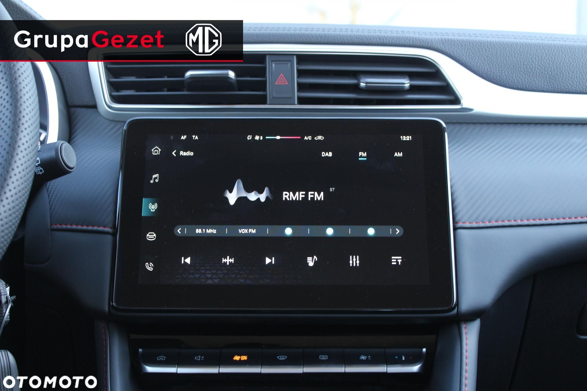MG ZS - 17
