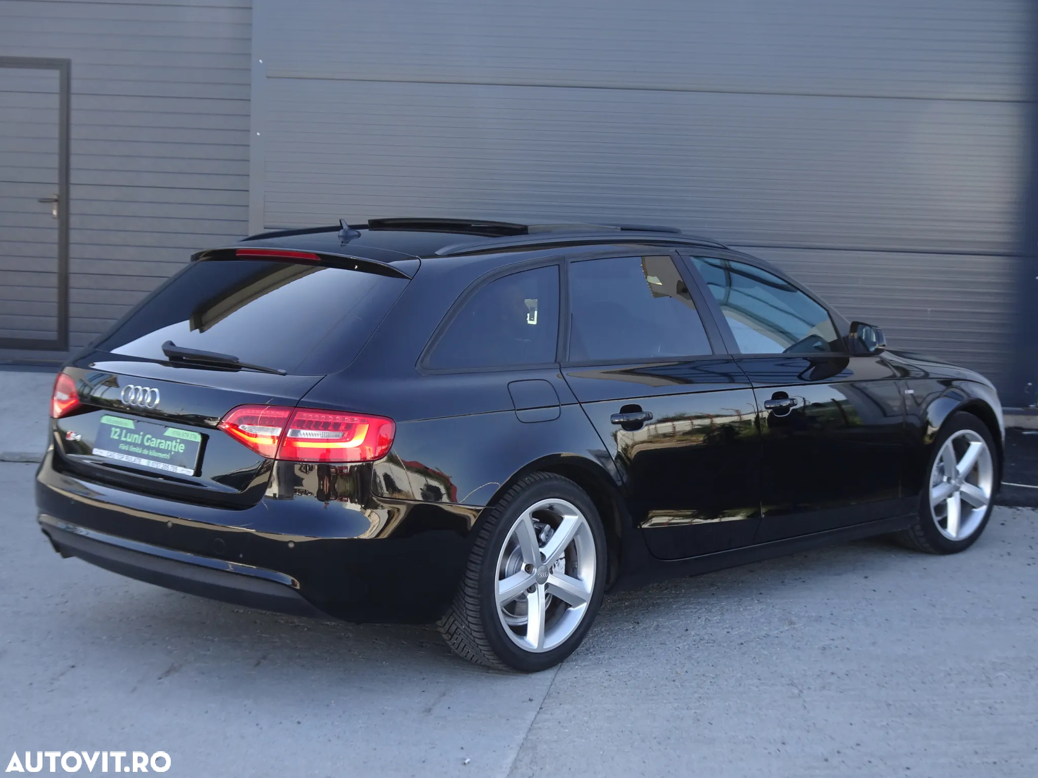 Audi A4 Avant 2.0 TDI DPF multitronic S line Sportpaket - 11