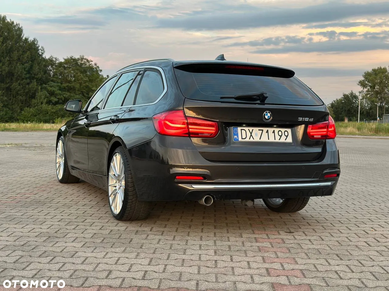 BMW Seria 3 318d Luxury Line - 4
