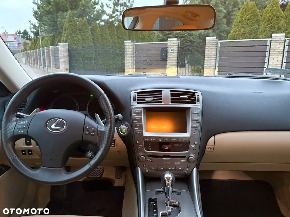 Lexus IS 250 Luxury Line - 14