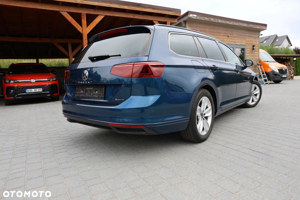 Volkswagen Passat 2.0 TDI SCR DSG 4Motion Elegance - 8