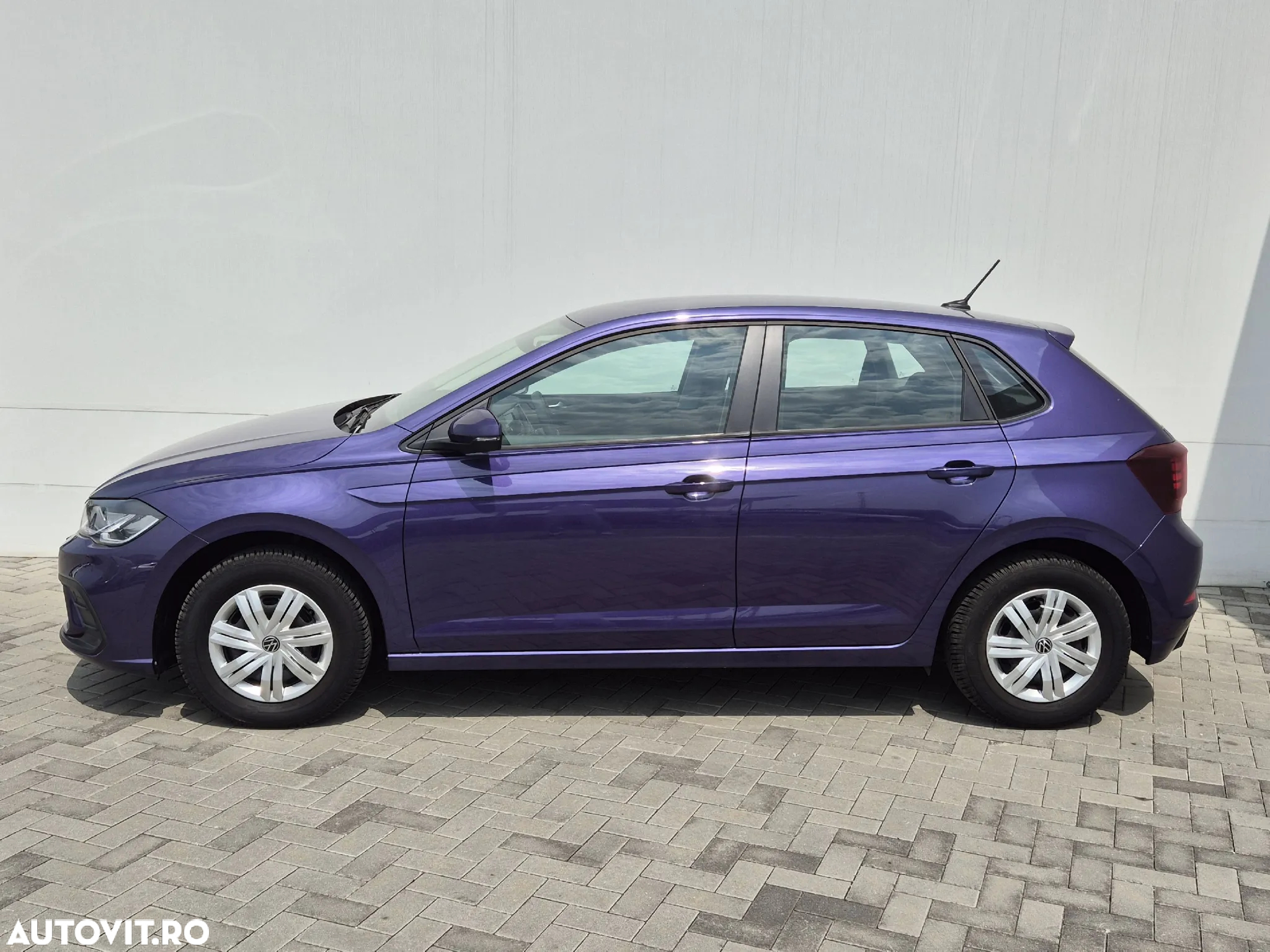Volkswagen Polo 1.0 MPI Base - 2