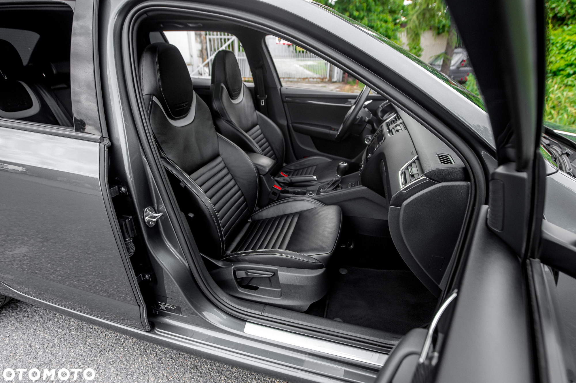 Skoda Octavia Combi 2.0 TDI 4x4 DSG RS - 31