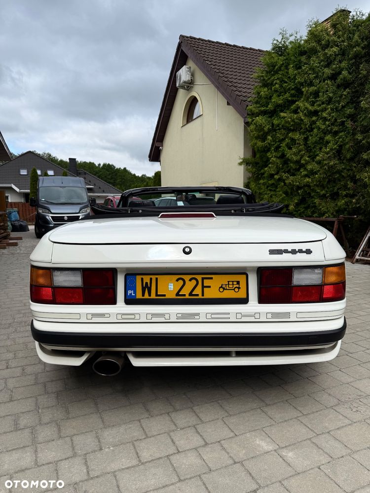 Porsche 944 3.0 S2 - 14