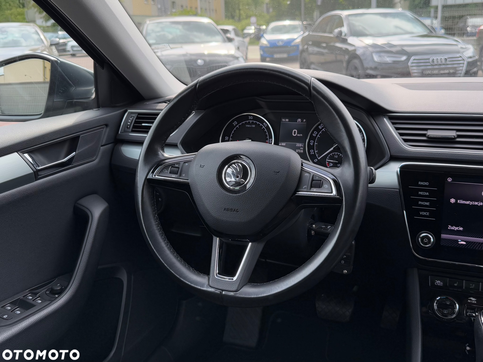 Skoda Superb 1.6 TDI Style DSG - 37