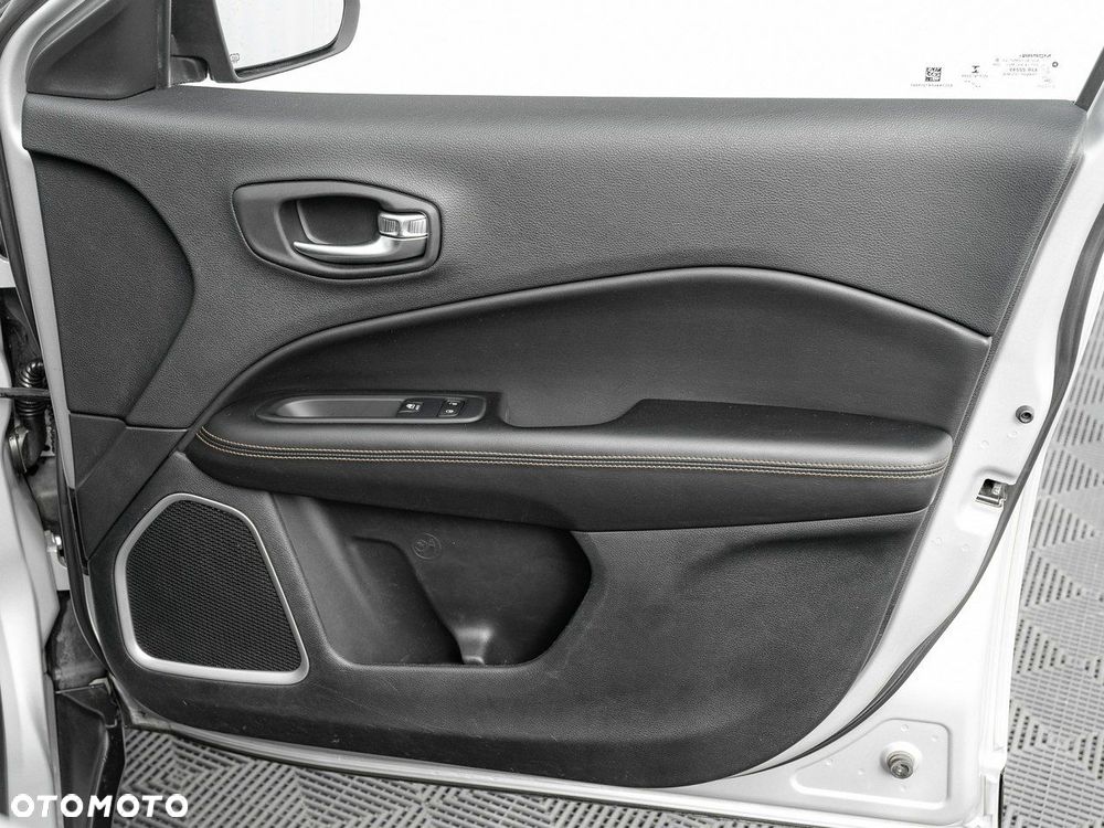 Jeep Compass 1.3 TMair Limited FWD S&S DDCT - 31