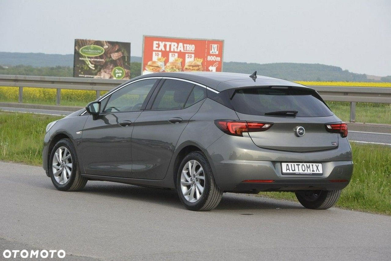 Opel Astra 1.2 Turbo Elegance - 4