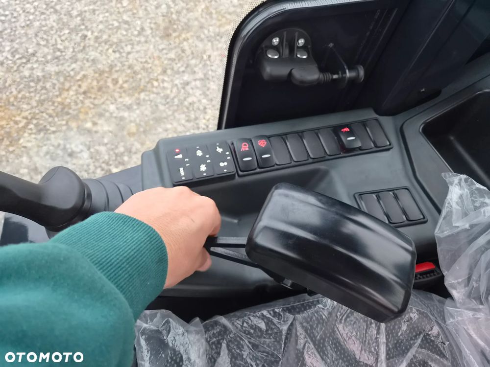 Yanmar V7 - 20