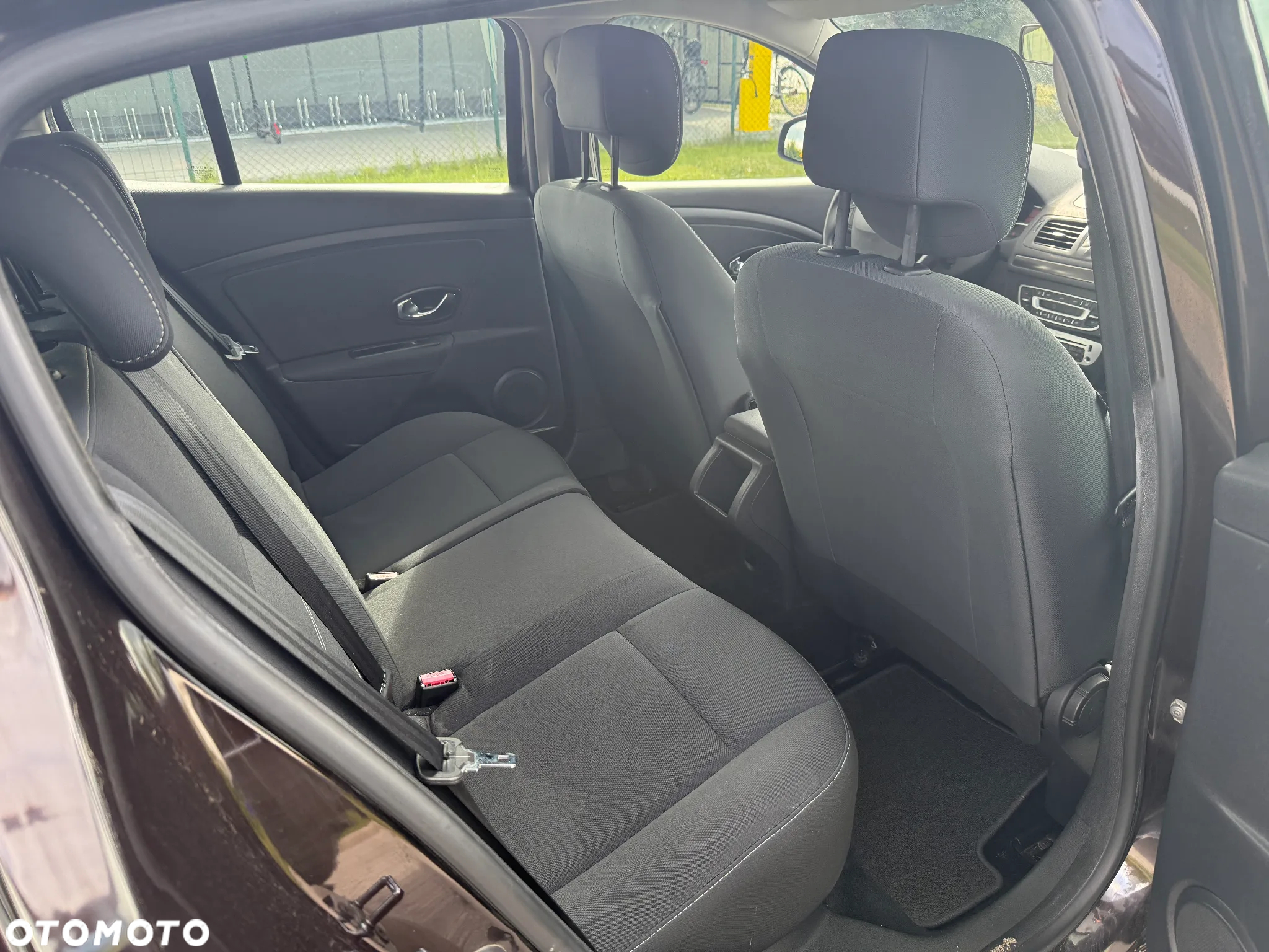 Renault Megane 1.5 Blue dCi Life - 8