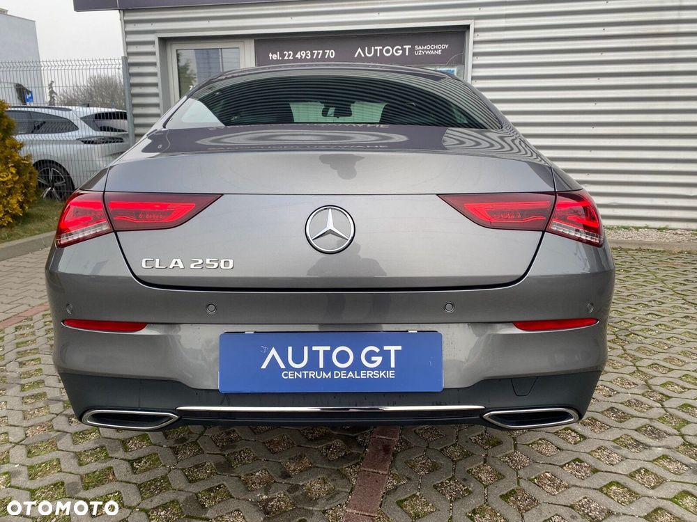 Mercedes-Benz CLA 250 Progressive 7G-DCT - 24