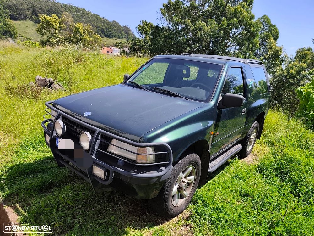 Opel Frontera 2.5 TD Sport - 2