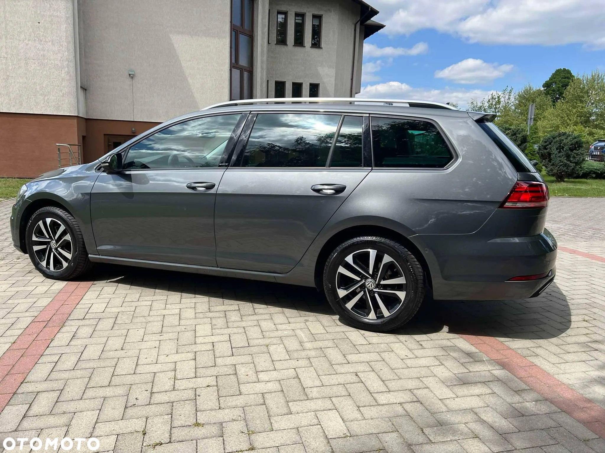 Volkswagen Golf 2.0 TDI SCR IQ.DRIVE - 6