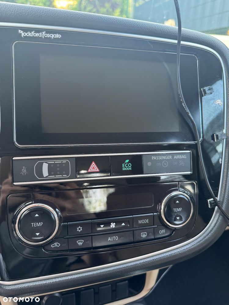 Mitsubishi Outlander 2.0 Intense + SDA 4WD CVT - 13