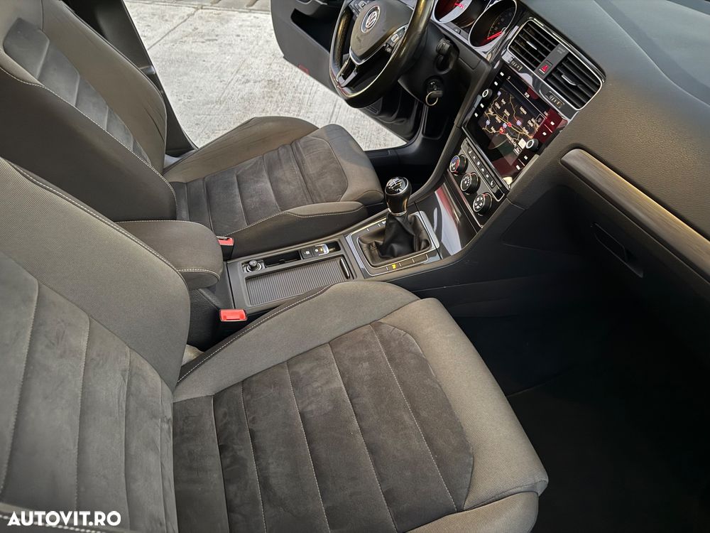 Volkswagen Golf 2.0 TDI (BlueMotion Technology) Comfortline - 16