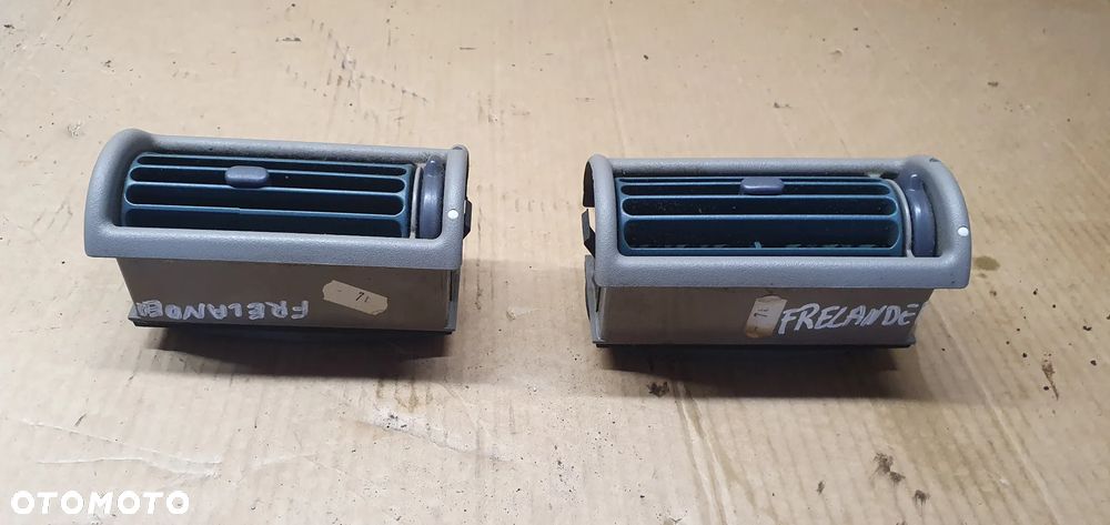 Kratka nawiewu powietrza Land Rover Freelander - 2