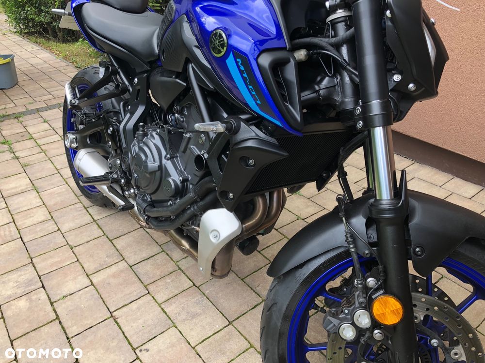 Yamaha MT - 16