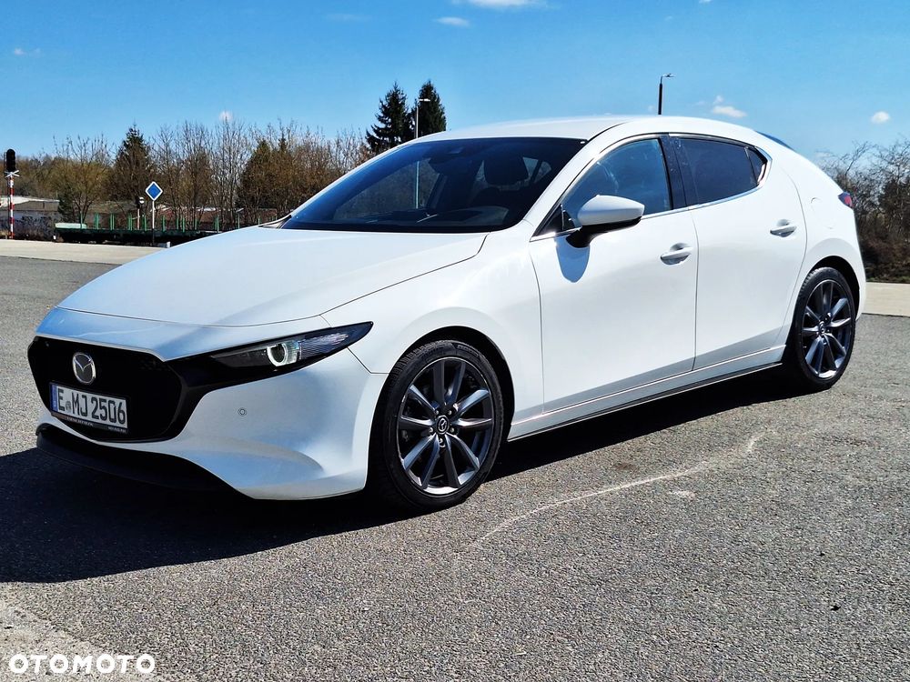 Mazda 3 SKYACTIV-G 2.0 M-Hybrid SELECTION