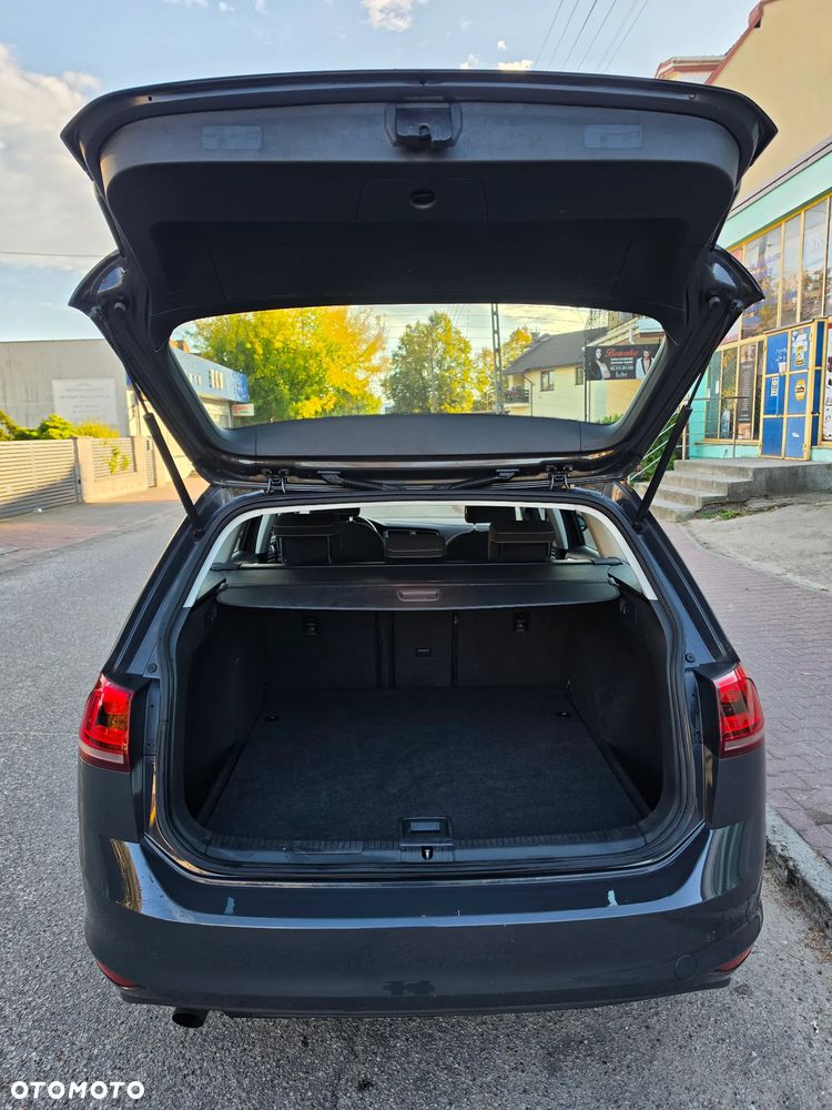 Volkswagen Golf 1.6 TDI Comfortline DSG - 17