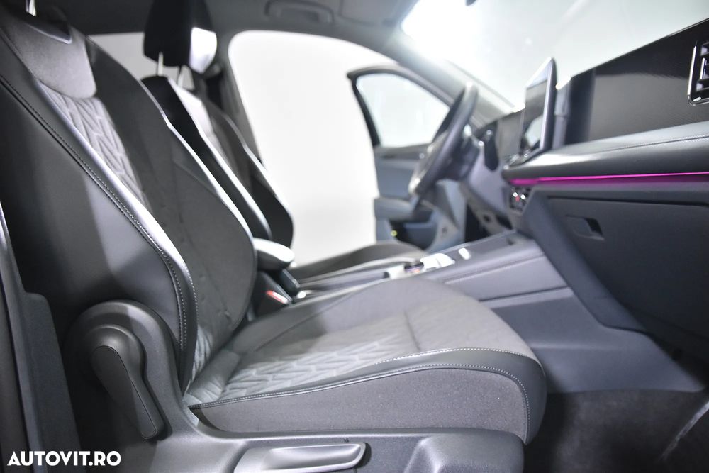 Volkswagen Tiguan - 11