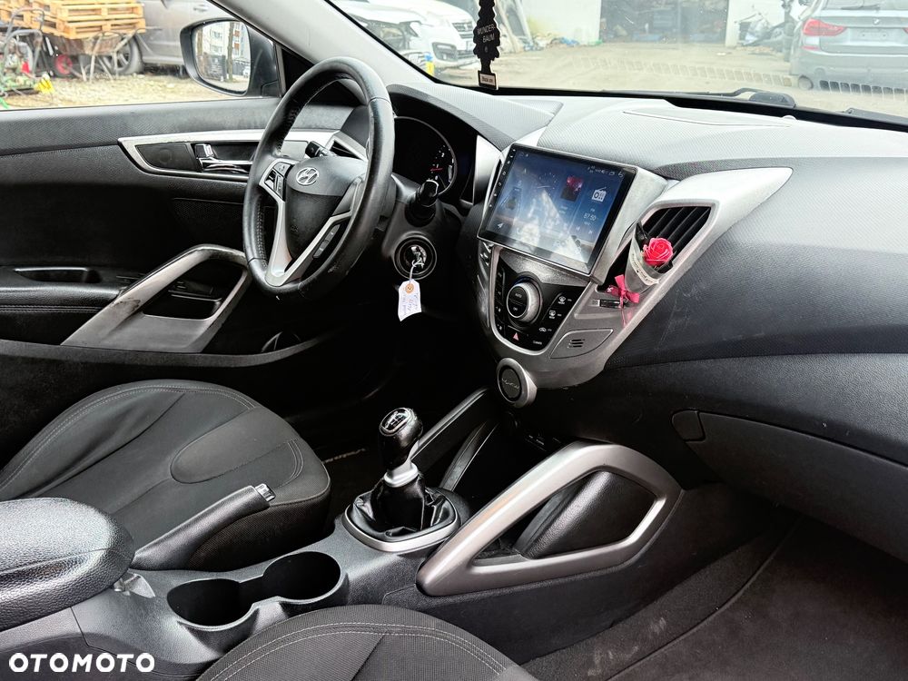 Hyundai Veloster 1.6 blue Style - 20