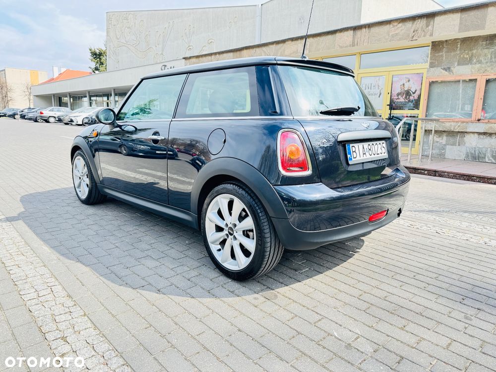 MINI ONE Standard - 6
