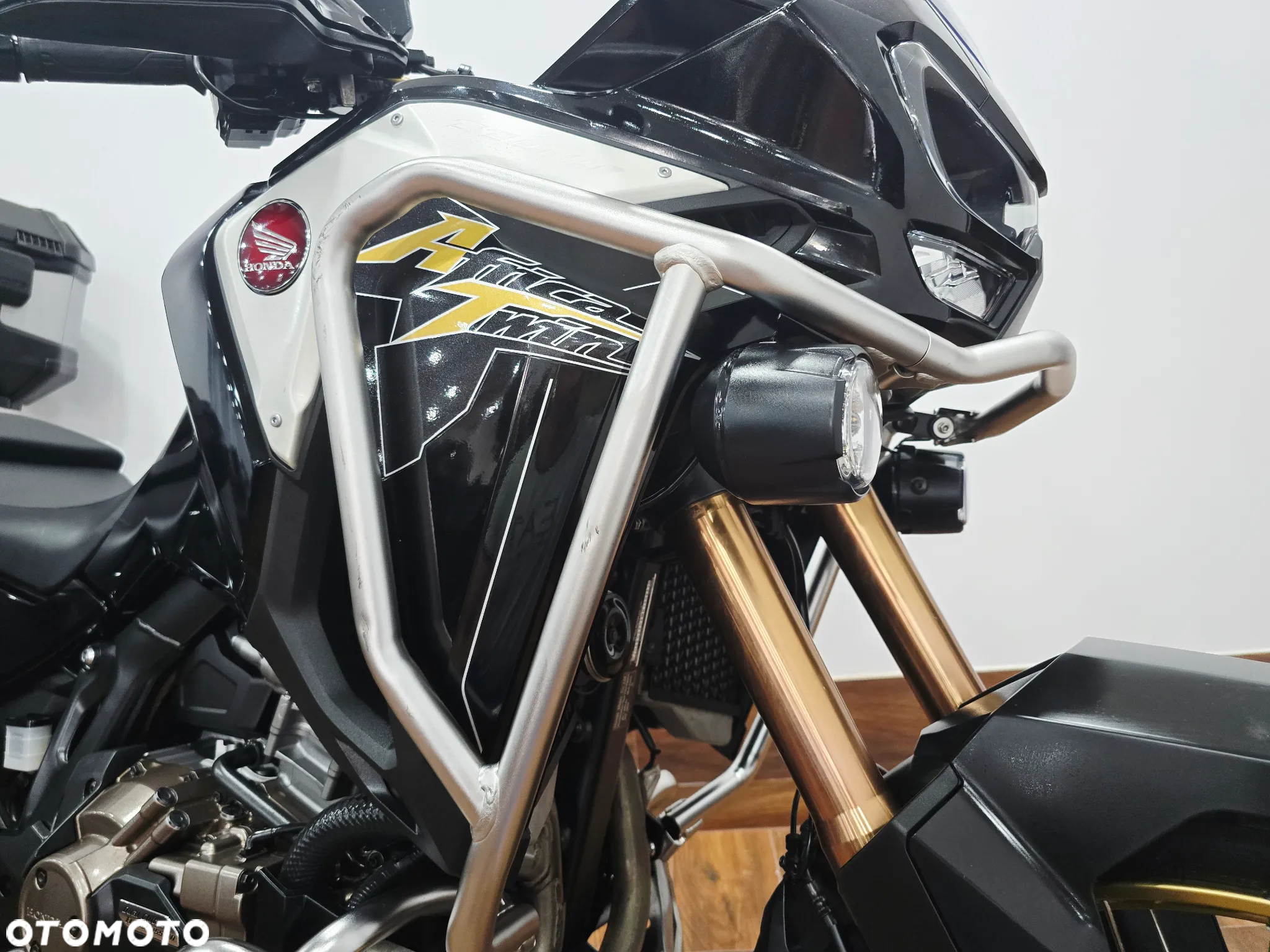 Honda CRF - 8