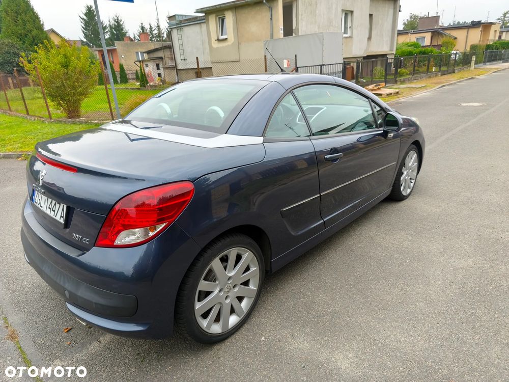 Peugeot 207 - 10