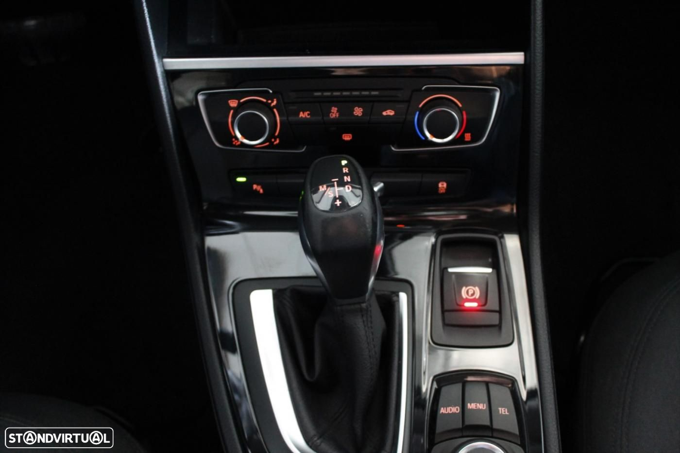 BMW 216 Gran Tourer d Advantage Auto - 30