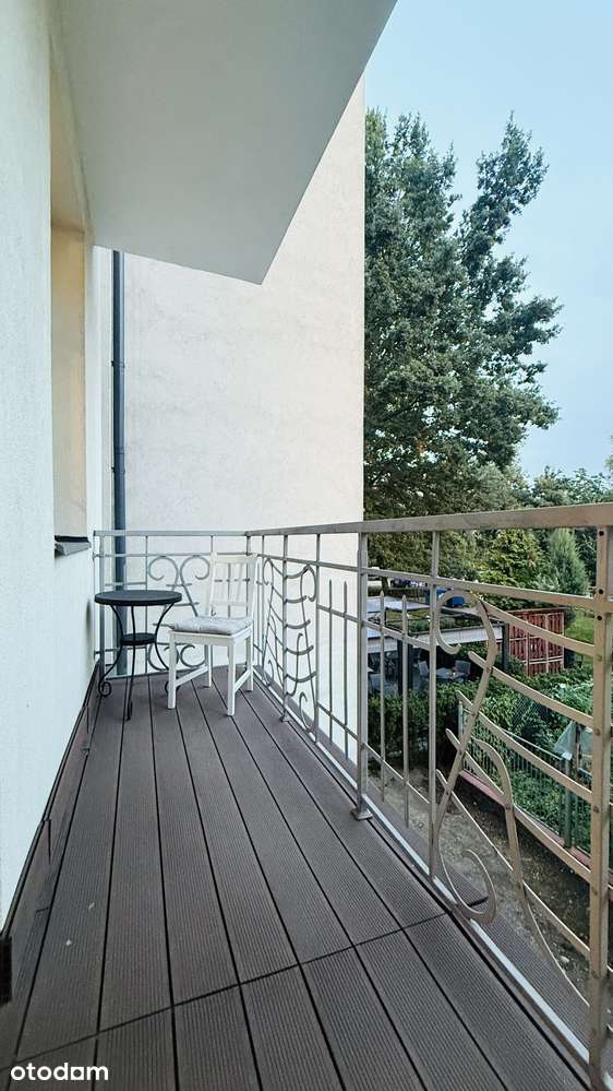 Idealna/ jasna/balkon/ super lokalizacja