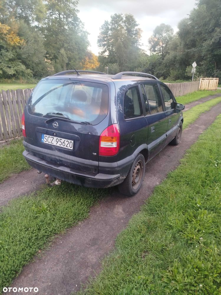 Opel Zafira - 3