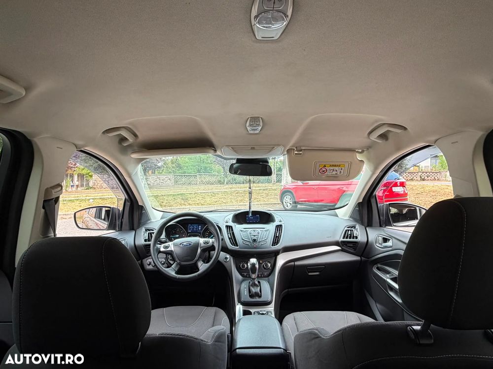 Ford Kuga 2.0 TDCi 4WD Powershift Titanium - 20