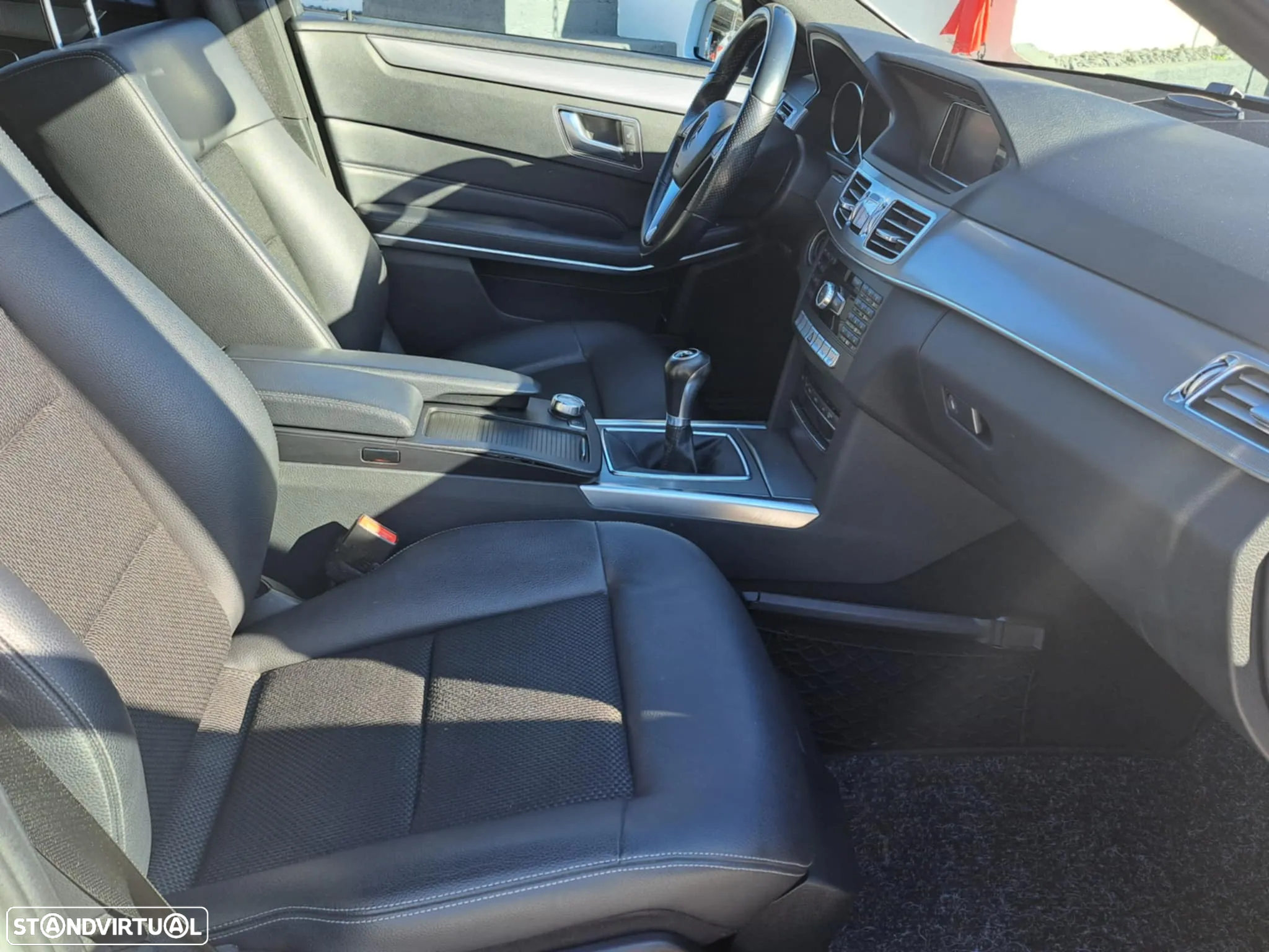 Mercedes-Benz E 220 BlueTEC Avantgarde - 22