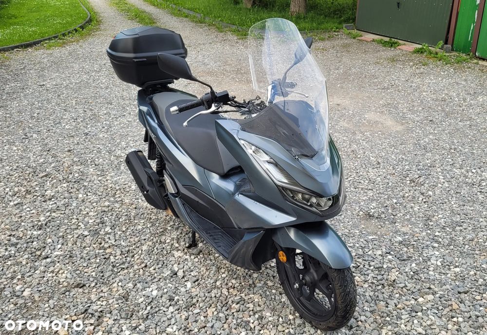 Honda PCX - 1