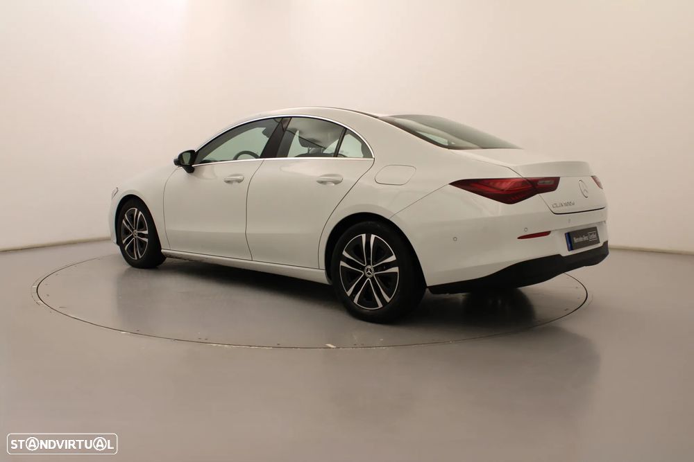 Mercedes-Benz CLA 180 d - 10