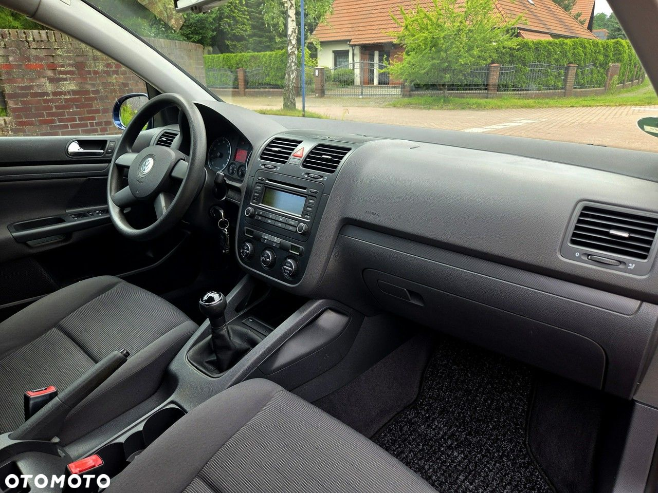 Volkswagen Golf 1.6 Comfortline - 6
