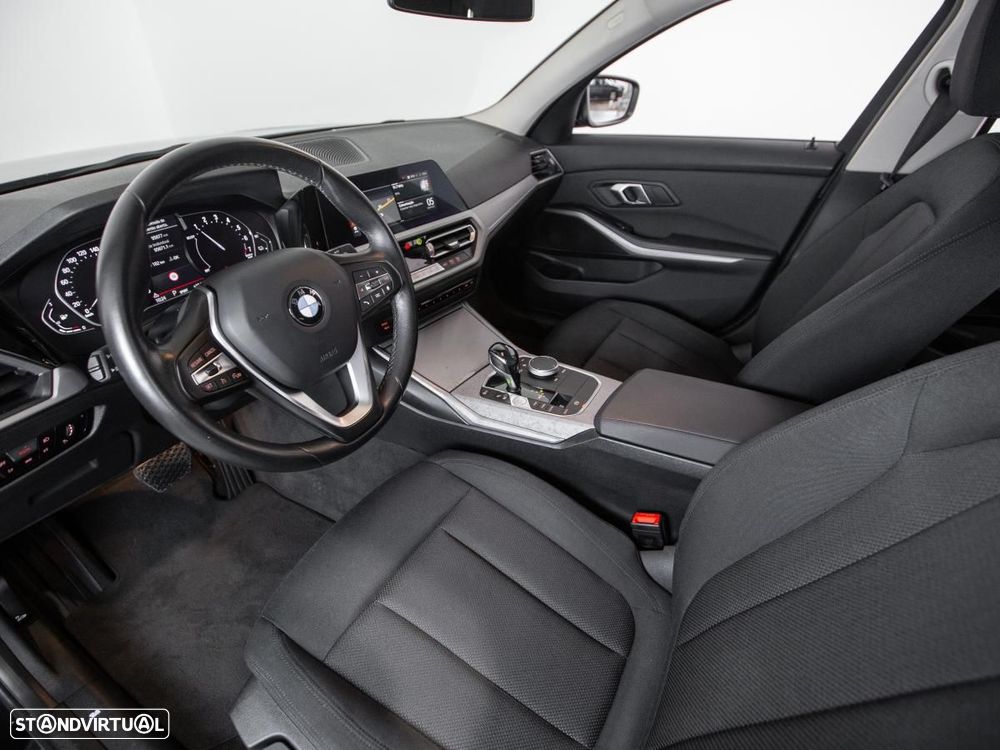 BMW 330 e Touring Corporate Edition Auto - 8