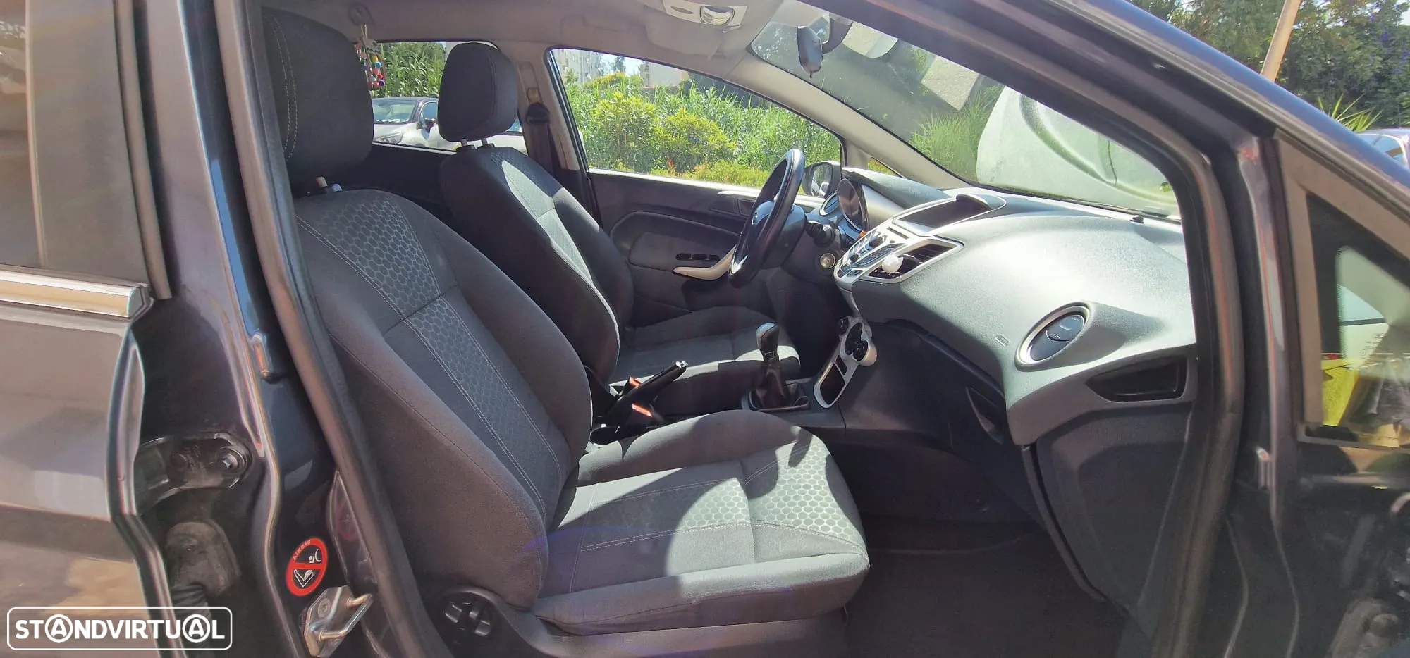 Ford Fiesta 1.4 TDCi Titanium - 13