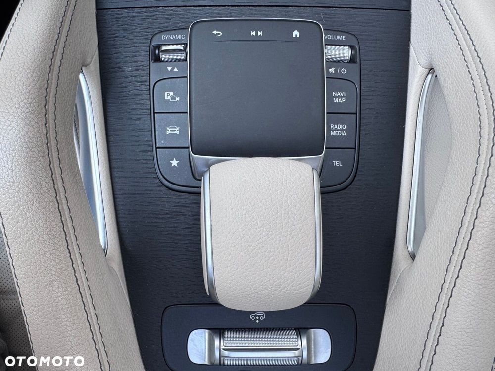 Mercedes-Benz GLE - 19